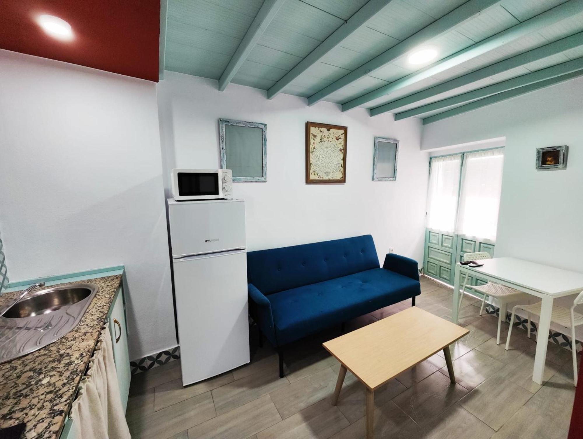 Apartamento Puerta De Cordoba Carmona  Exterior photo